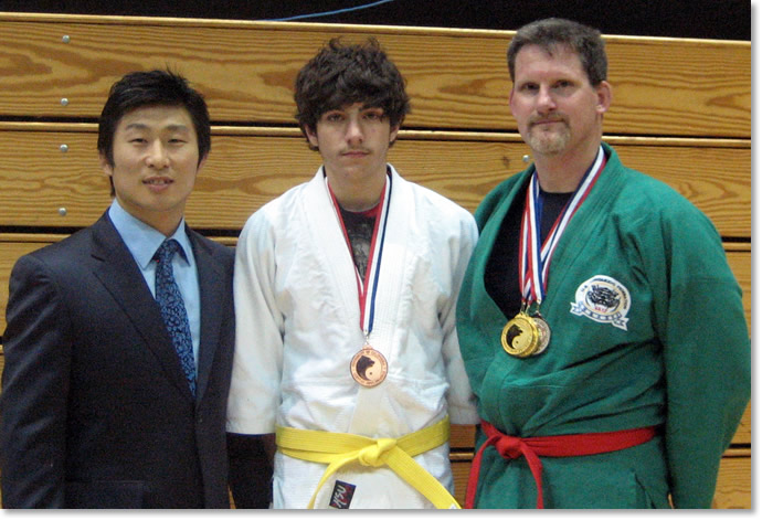 Master Han, Griffin, Master Buhs